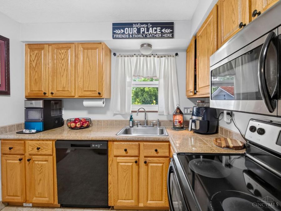 9326 Ranchill Drive, Springfield Township, OH 45231 Photo 11