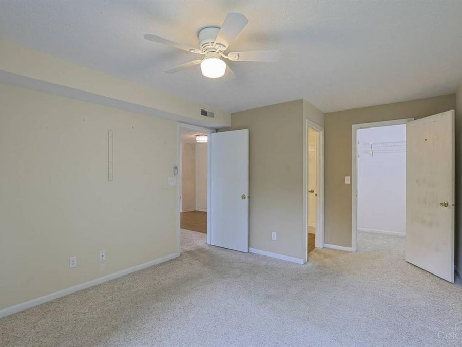 5984 Meadowcreek Drive, Unit 6, Miami Township, OH 45150 Photo 15