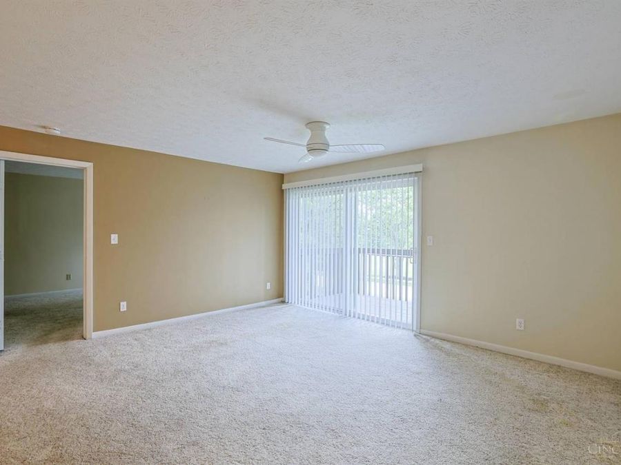 5984 Meadowcreek Drive, Unit 6, Miami Township, OH 45150 Photo 6