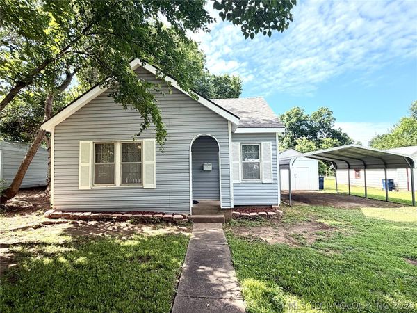 704 E Caddo Street , Cleveland, OK 74020