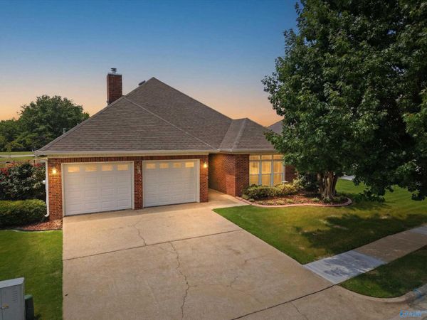 15052 Ashmont Blvd SE, Huntsville, AL 35803