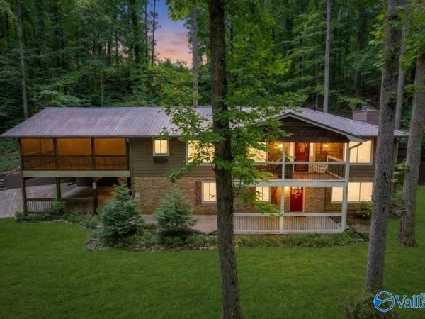 124 Catherine Drive, Owens Cross Roads, AL 35763