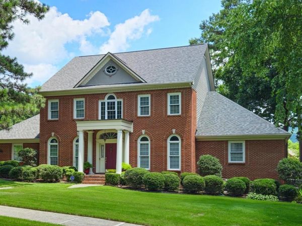 2200 SE Honey Locust Lane SE, Huntsville, AL 35803