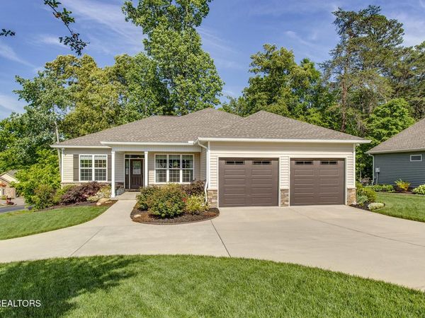 137 Oohleeno Way, Loudon, TN 37774