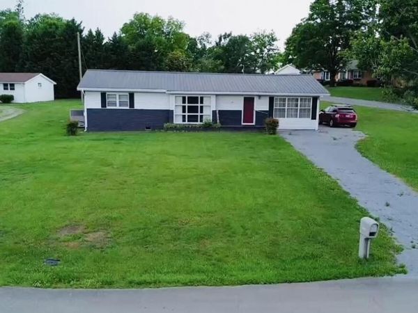 722 Netherton Drive , Madisonville, TN 37354