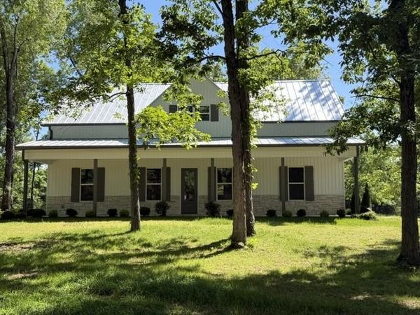 579 Lower Halls Mill Rd , Shelbyville, TN 37160