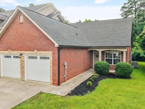 547 Jacksonian Way , Lenoir City, TN 37772