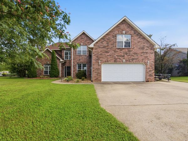 3627 Legacy Dr , Springfield, TN 37172