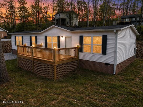509 Lakewood Rd , Kingston, TN 37763