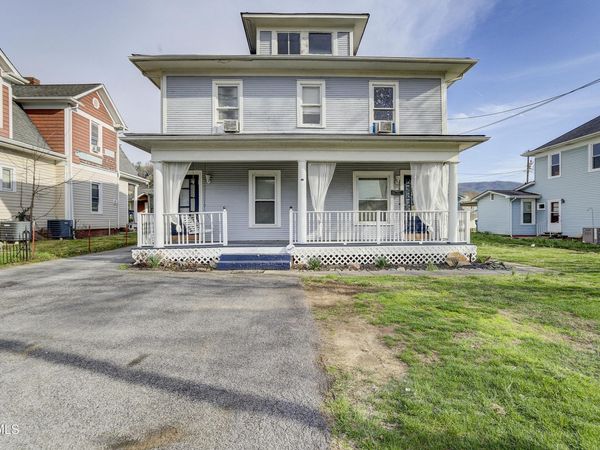 124 North Elm Avenue, Erwin, TN 37650