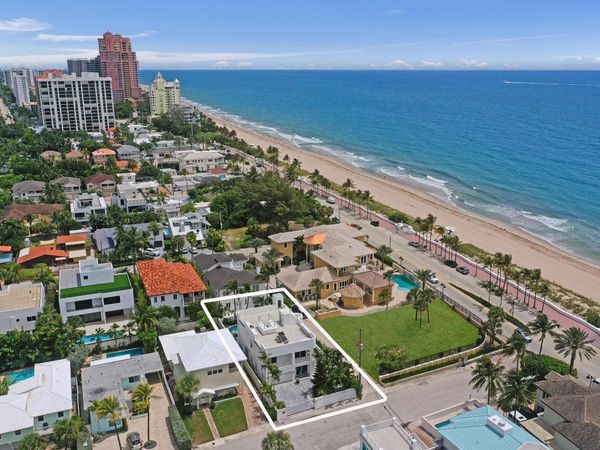 3329 NE 16th Court , Fort Lauderdale, FL 33305