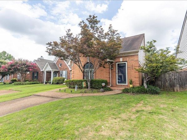 1669 BEAVER TRAIL DR, Memphis, TN 38016
