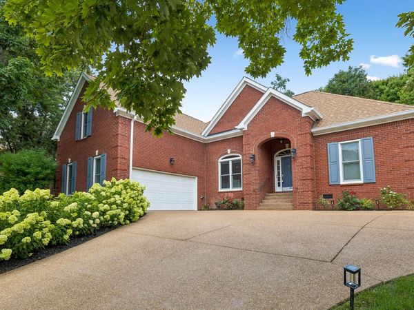 5136 Ravens Gln , Nashville, TN 37211