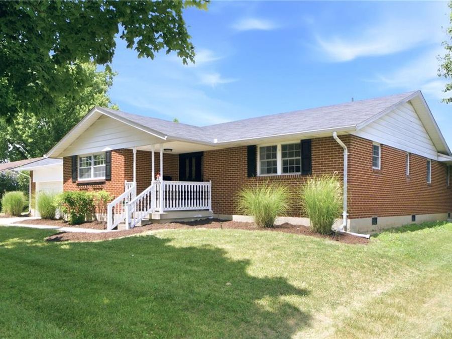 1033 Carlo Drive, Kettering, OH 45429 Photo 1