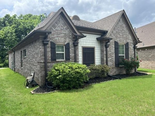 1977 ROCHELLE LN, Cordova, TN 38016