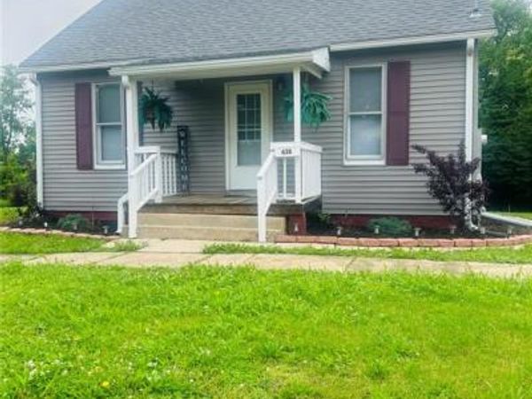 638 S 5th Street , Vandalia, IL 62471