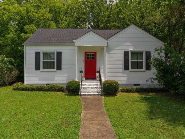 1400 Sunnyfield Lane, Chattanooga 37412