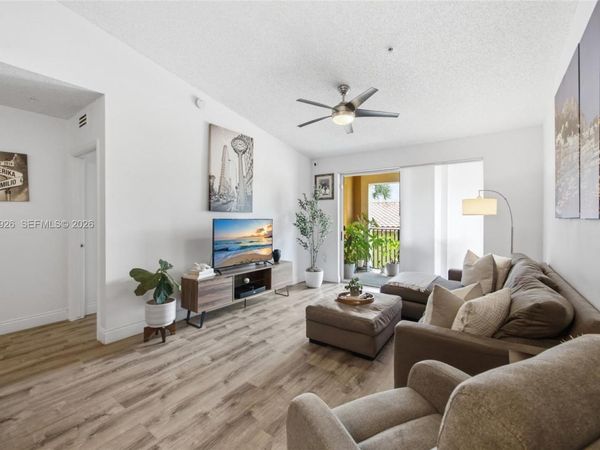 2351 W Preserve Way , Unit 306, Miramar, FL 33025