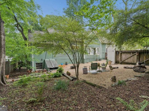1248 Barnes Street NW, Atlanta, GA 30318
