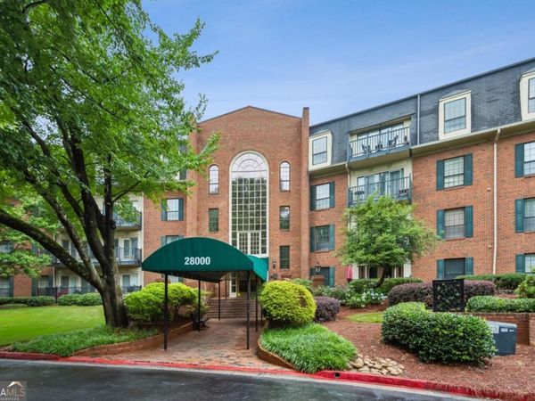 28306 Plantation Drive NE, Unit 28306, Atlanta, GA 30324