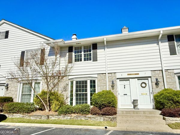 136 Peachtree Memorial Drive NW, Unit GA8, Atlanta, GA 30309