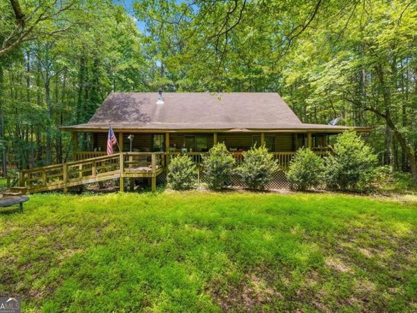 7400 Rand Drive, Douglasville, GA 30135