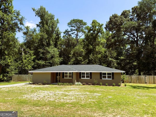 228 Hobbins Drive, Dublin, GA 31021