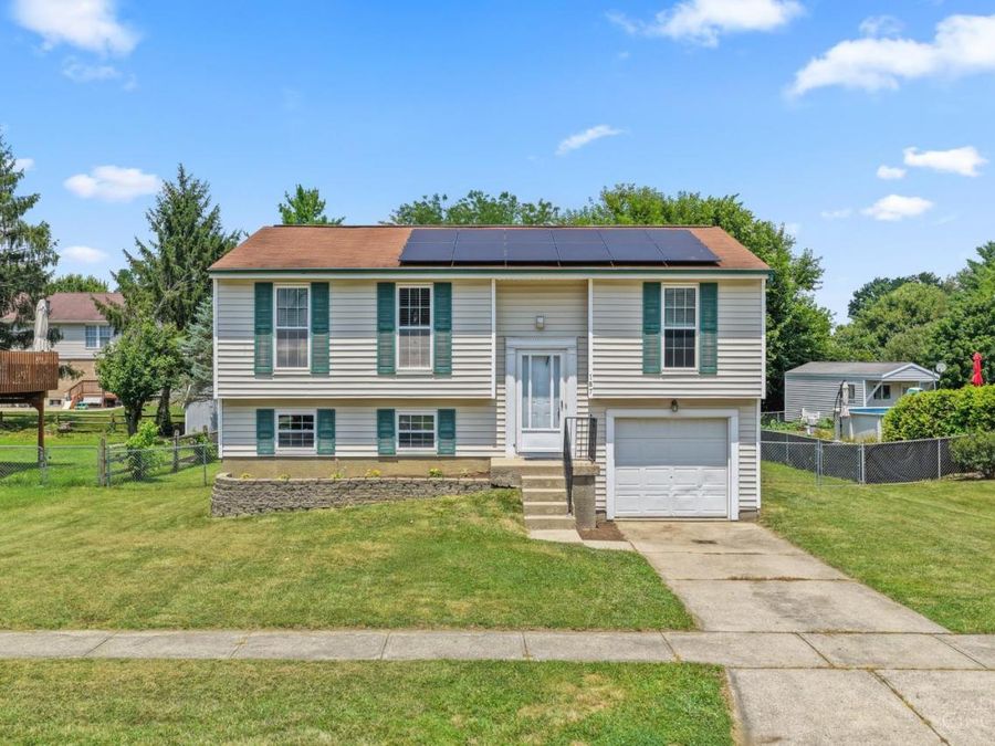 187 Circle Drive, Harrison, OH 45030 Photo 1