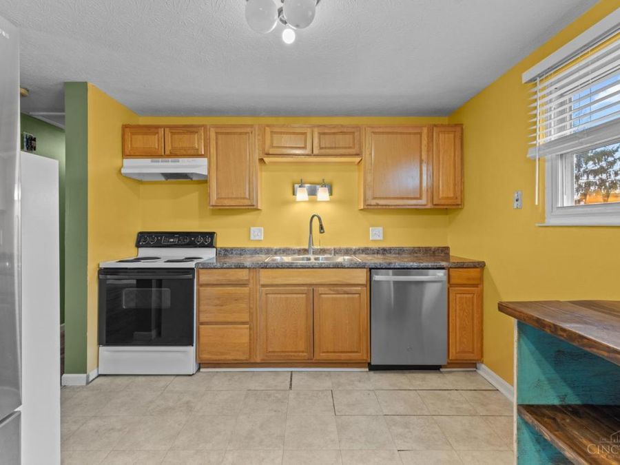 187 Circle Drive, Harrison, OH 45030 Photo 12