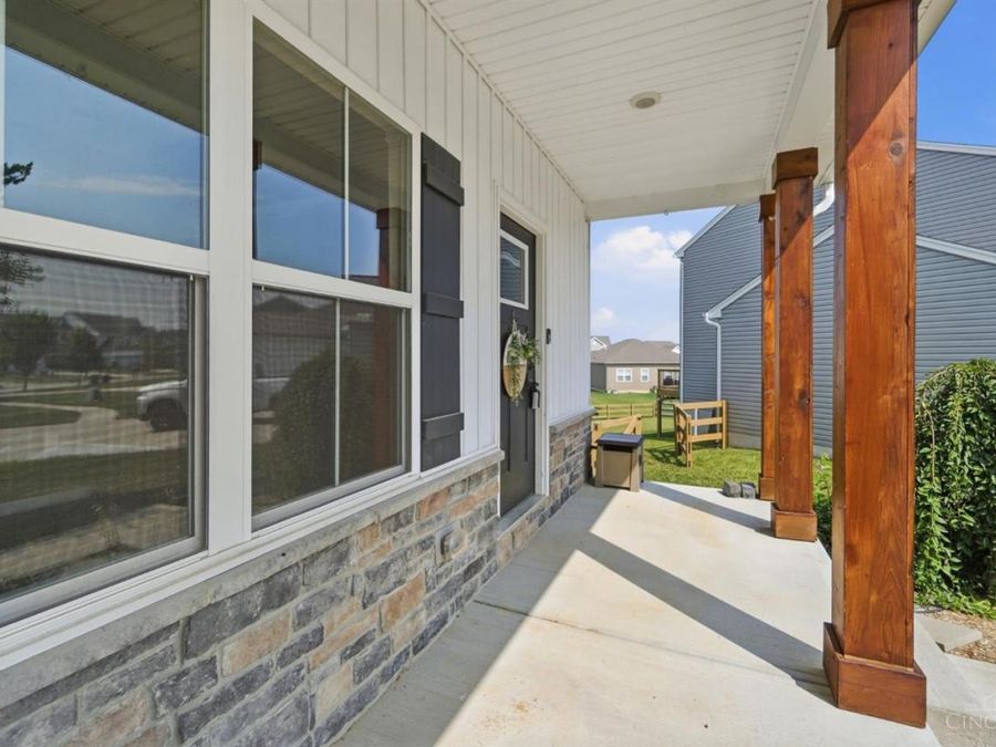 5389 Valley View Drive, Hamilton Township, OH 45152 Photo 11