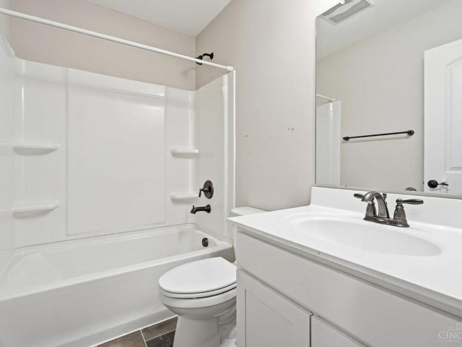 5389 Valley View Drive, Hamilton Township, OH 45152 Photo 48