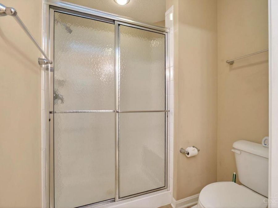 1364 Cotswold Lane, Hamilton, OH 45013 Photo 16