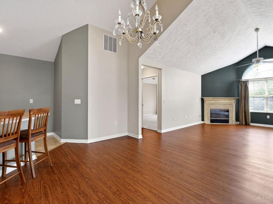 1364 Cotswold Lane, Hamilton, OH 45013 Photo 7