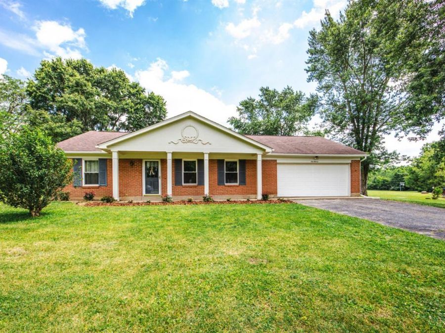 111 Beechpoint Drive, Oxford Township, OH 45056 Photo 1