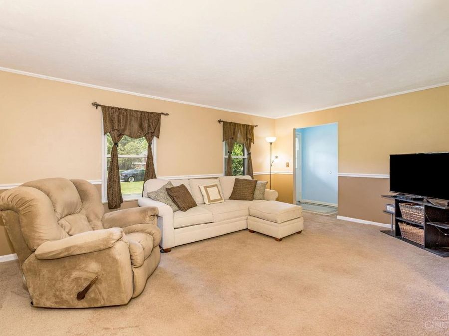 111 Beechpoint Drive, Oxford Township, OH 45056 Photo 9