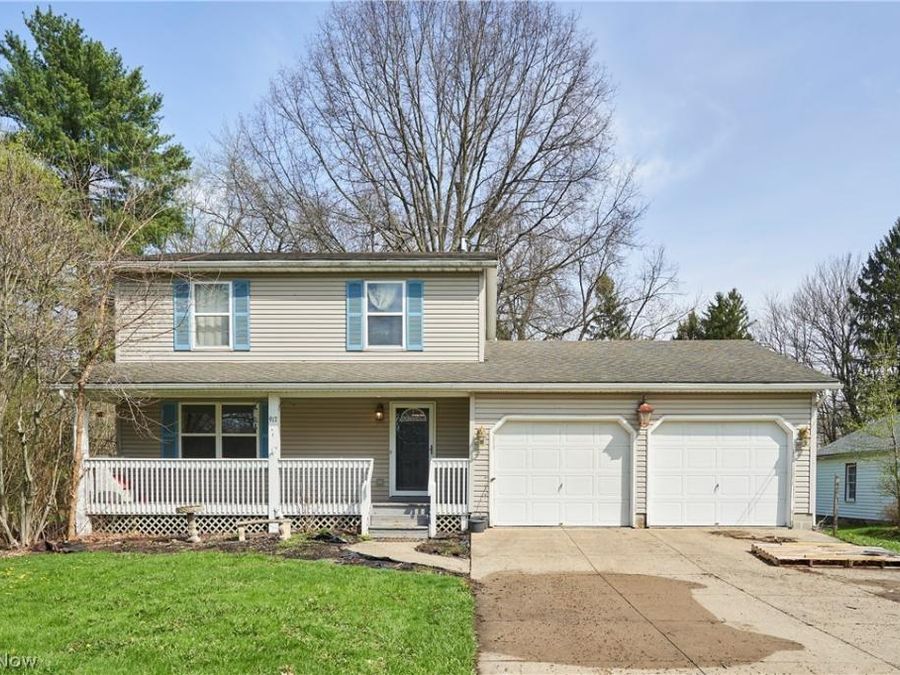 917 Proehl Drive , Barberton, OH 44203 Photo 1