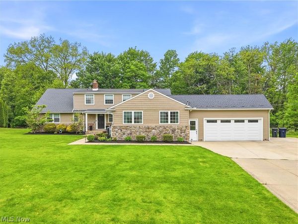 26901 N Woodland Road , Beachwood, OH 44122