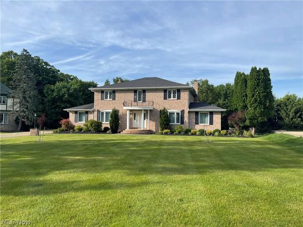 7947 Orianna Street , Brecksville, OH 44141