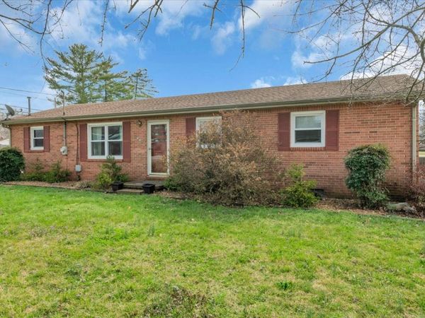 1001 Henley St , Decherd, TN 37324