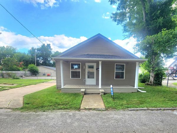 807 Maple Ct , Hopkinsville, KY 42240