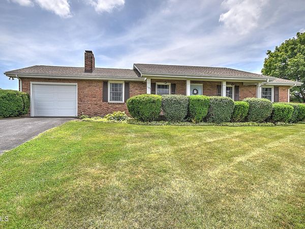 145 Elizabeth Avenue, Gray, TN 37615