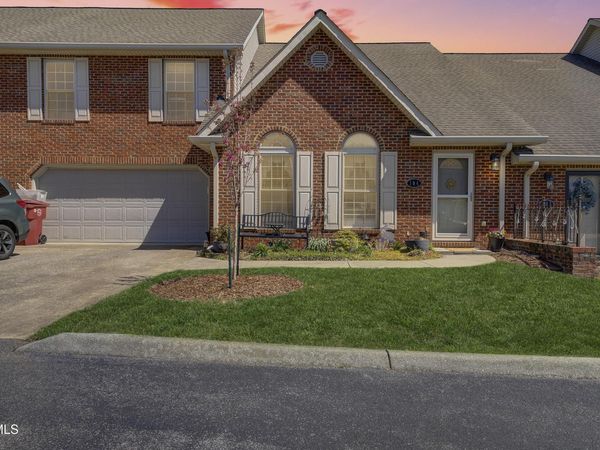 404 East Mountain View Road, Unit 104, Johnson City, TN 37601
