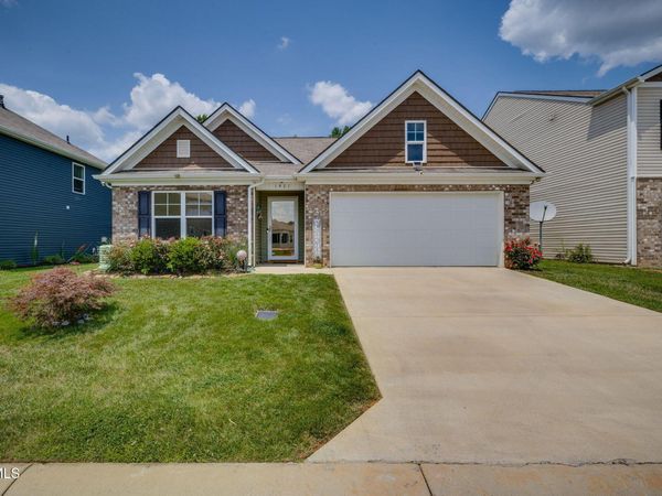 1421 Gress Mag Mountain, Kingsport, TN 37660