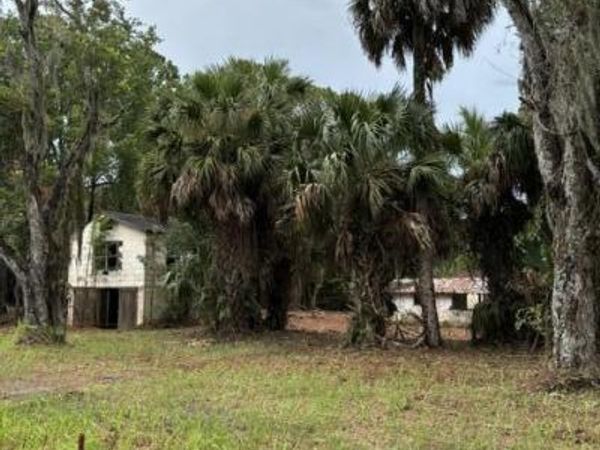 114 E RIVER Road, East Palatka, FL 32131