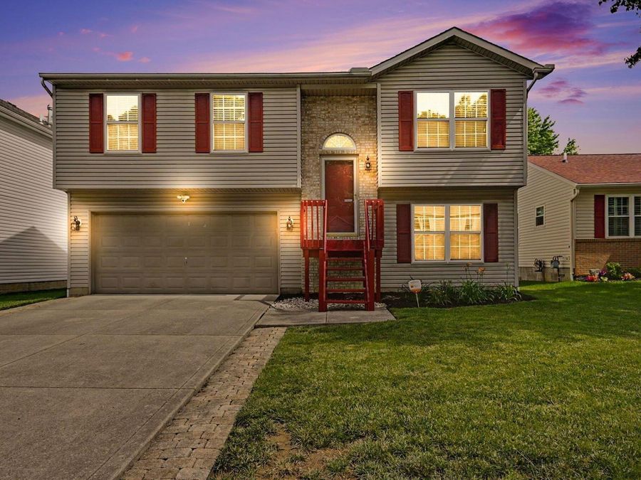 7872 Fairfax Loop Drive , Blacklick, OH 43004 Photo 1