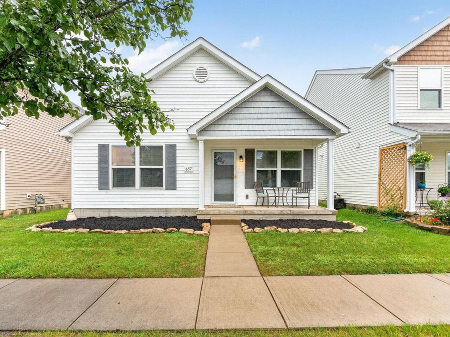657 Gleaming Drive , Galloway, OH 43119 Photo 1