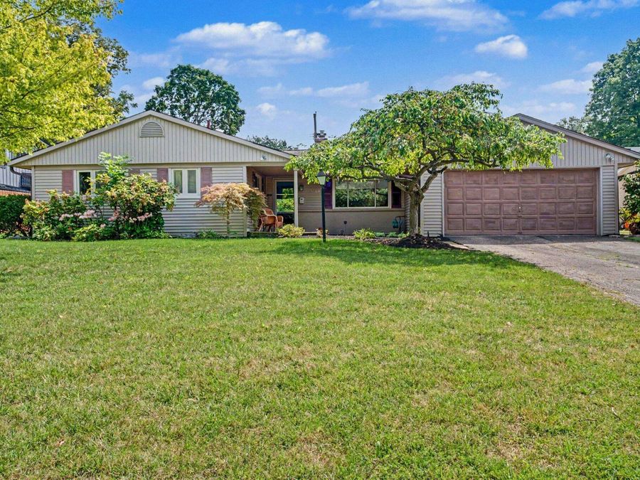 3664 Mountview Road , Columbus, OH 43220 Photo 1