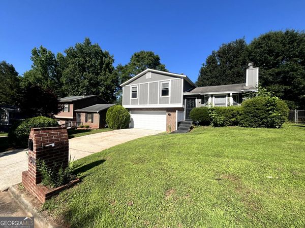 2306 Ramblewood Circle, Decatur, GA 30035