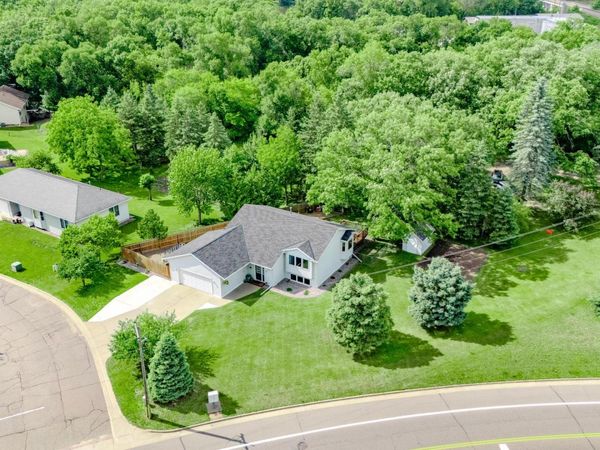 73 St Joseph Lane , Little Falls, MN 56345