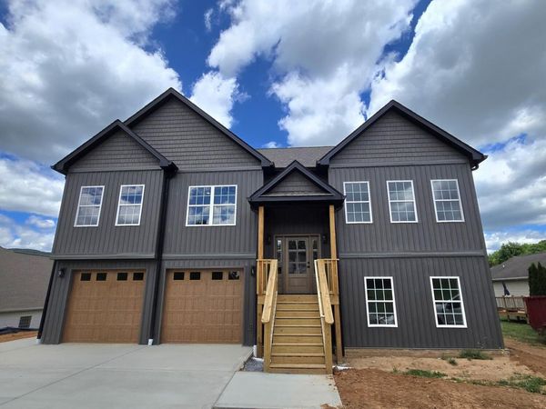117 Clearwater Drive, Unicoi, TN 37692